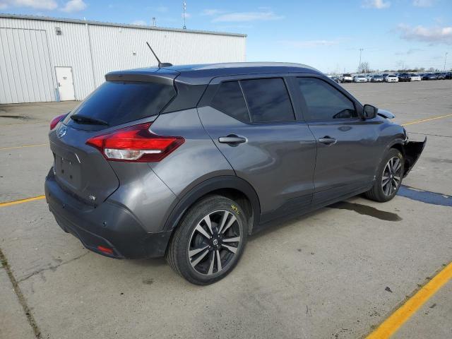 3N1CP5CV5LL498333 - 2020 NISSAN KICKS SV GRAY photo 3