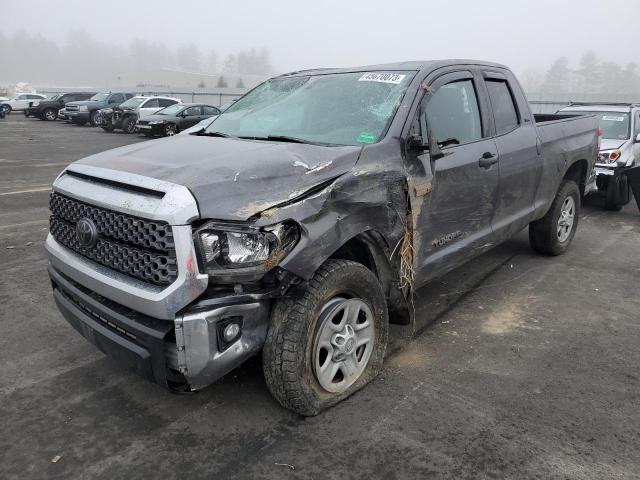 5TFUY5F15JX752339 - 2018 TOYOTA TUNDRA DOUBLE CAB SR/SR5 GRAY photo 1