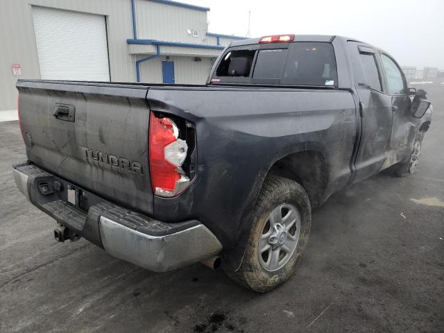 5TFUY5F15JX752339 - 2018 TOYOTA TUNDRA DOUBLE CAB SR/SR5 GRAY photo 3