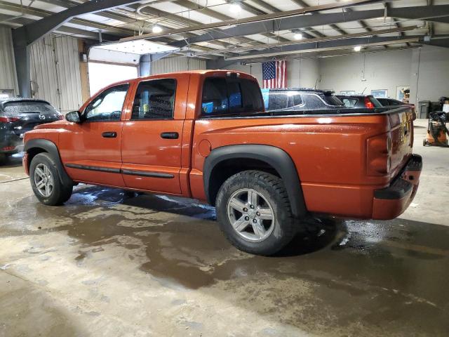 1D7HW58N48S602405 - 2008 DODGE DAKOTA QUAD LARAMIE ORANGE photo 2