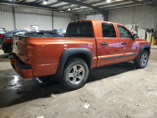 1D7HW58N48S602405 - 2008 DODGE DAKOTA QUAD LARAMIE ORANGE photo 3