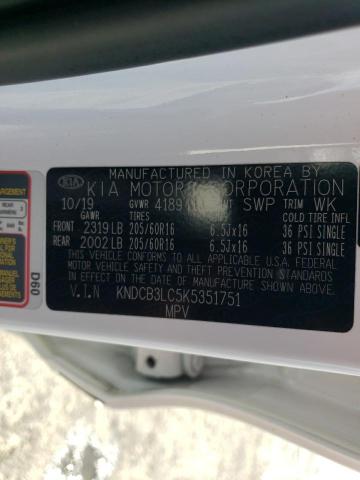 KNDCB3LC5K5351751 - 2019 KIA NIRO FE WHITE photo 13