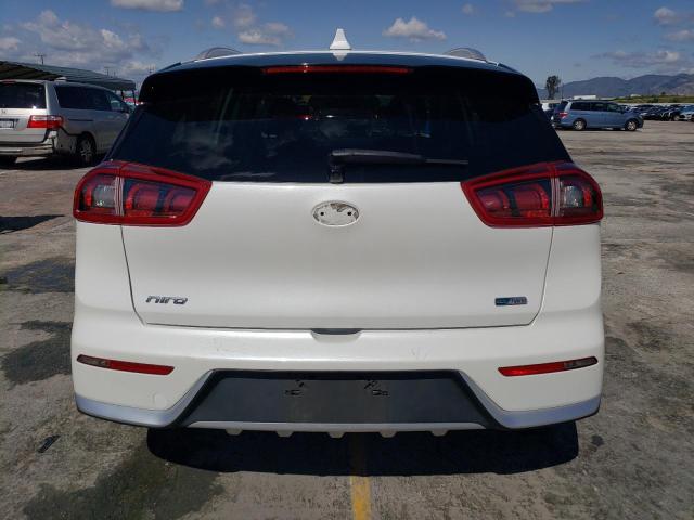 KNDCB3LC5K5351751 - 2019 KIA NIRO FE WHITE photo 6