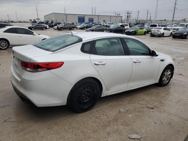 5XXGT4L32JG228522 - 2018 KIA OPTIMA LX WHITE photo 3