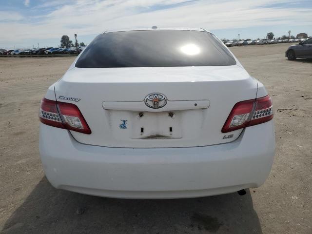 4T1BF3EK9BU621277 - 2011 TOYOTA CAMRY BASE WHITE photo 6