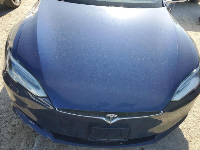 5YJSA1E22HF209498 - 2017 TESLA MODEL S ლურჯი ფოტო 11