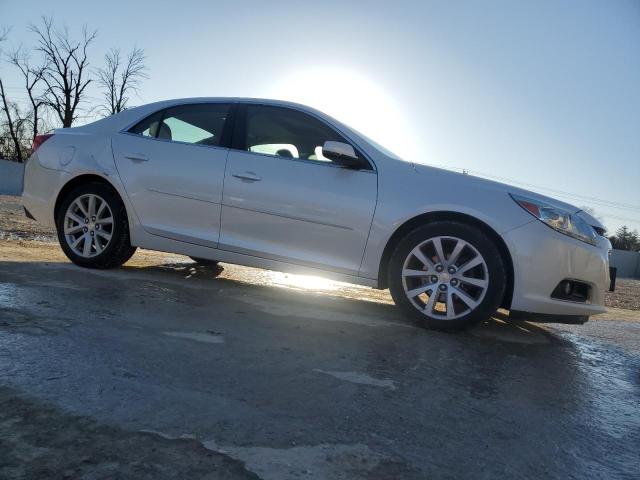 1G11D5SLXFF137488 - 2015 CHEVROLET MALIBU 2LT WHITE photo 4