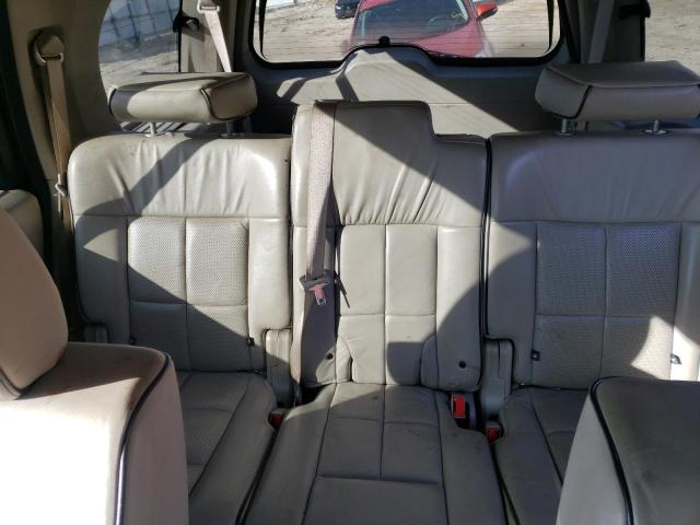 5LMFU28508LJ18210 - 2008 LINCOLN NAVIGATOR შავი ფოტო 10