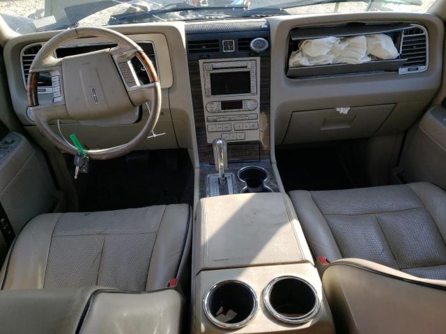 5LMFU28508LJ18210 - 2008 LINCOLN NAVIGATOR შავი ფოტო 8