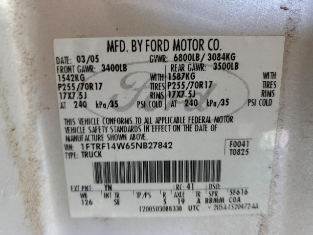 1FTRF14W65NB27842 - 2005 FORD F150 SILVER photo 12