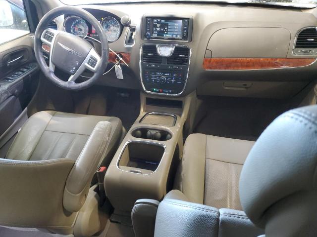 2C4RC1CG6FR742110 - 2015 CHRYSLER TOWN & COU TOURING L TAN photo 8