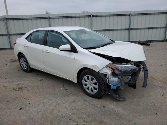 5YFBPRHE5HP697515 - 2017 TOYOTA COROLLA LE WHITE photo 4