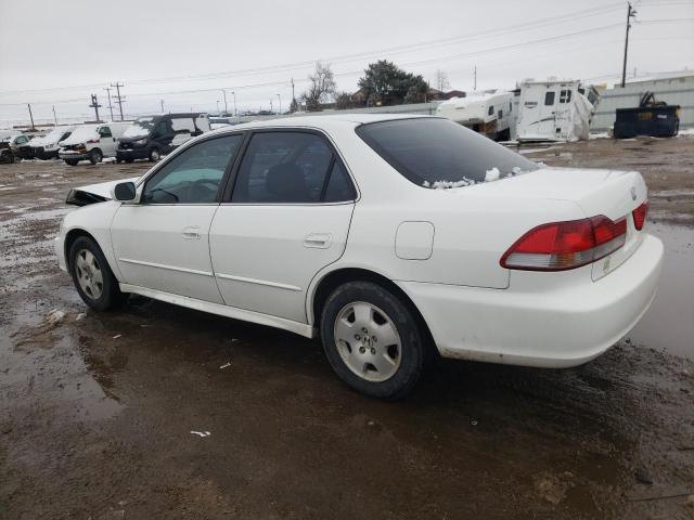 1HGCG16511A048136 - 2001 HONDA ACCORD EX WHITE photo 2