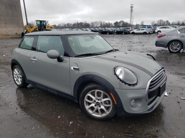 WMWXP5C57K2H97403 - 2019 MINI COOPER GRAY photo 4