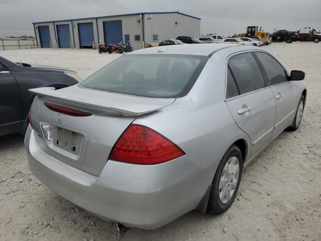 1HGCM66556A022166 - 2006 HONDA ACCORD EX SILVER photo 3