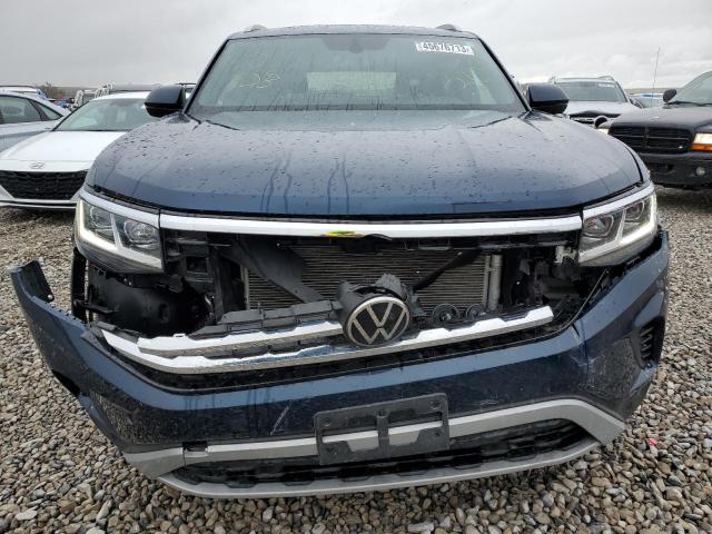 1V2KE2CA9NC203919 - 2022 VOLKSWAGEN ATLAS CROS SE BLUE photo 5