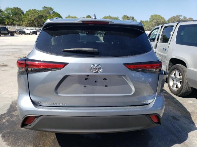 5TDGZRAH2MS047160 - 2021 TOYOTA HIGHLANDER XLE BLUE photo 6