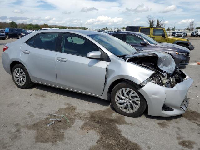 5YFBURHE7HP735433 - 2017 TOYOTA COROLLA L SILVER photo 4