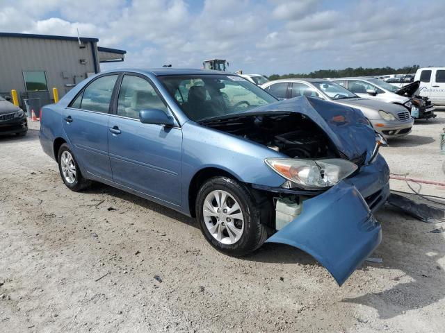 4T1BF32KX4U568872 - 2004 TOYOTA CAMRY LE BLUE photo 4