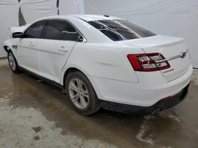 1FAHP2D8XJG135110 - 2018 FORD TAURUS SE WHITE photo 2