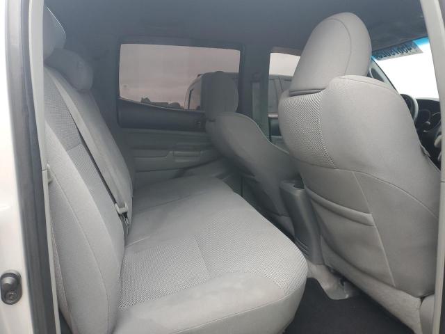 5TFJU4GN3BX002384 - 2011 TOYOTA TACOMA DOUBLE CAB PRERUNNER SILVER photo 10