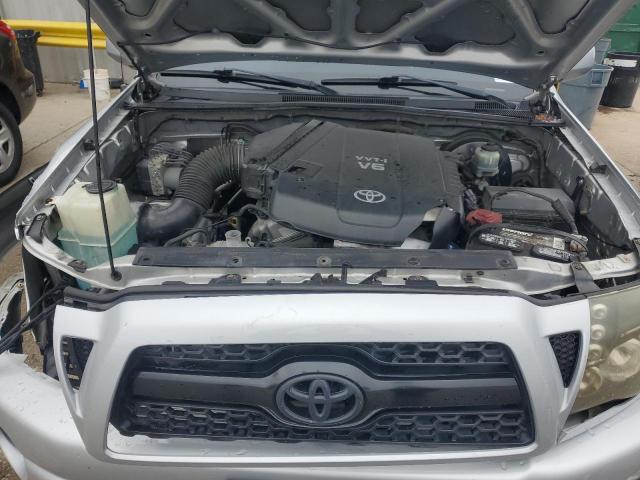 5TFJU4GN3BX002384 - 2011 TOYOTA TACOMA DOUBLE CAB PRERUNNER SILVER photo 11
