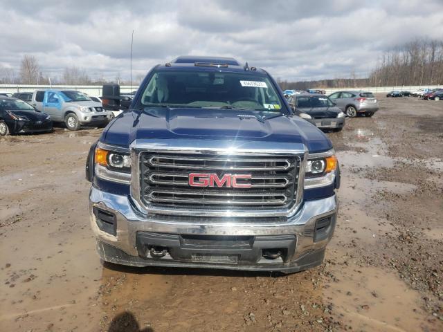 1GT22SEG7JZ255262 - 2018 GMC SIERRA K2500 SLE BLUE photo 5