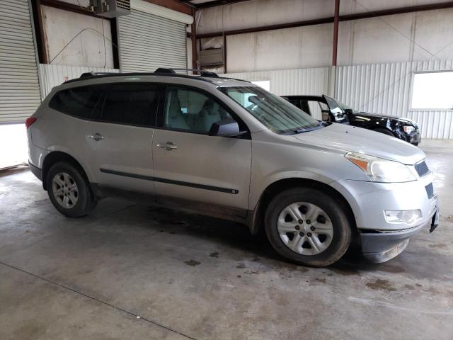 1GNLREED7AS137347 - 2010 CHEVROLET TRAVERSE LS SILVER photo 4