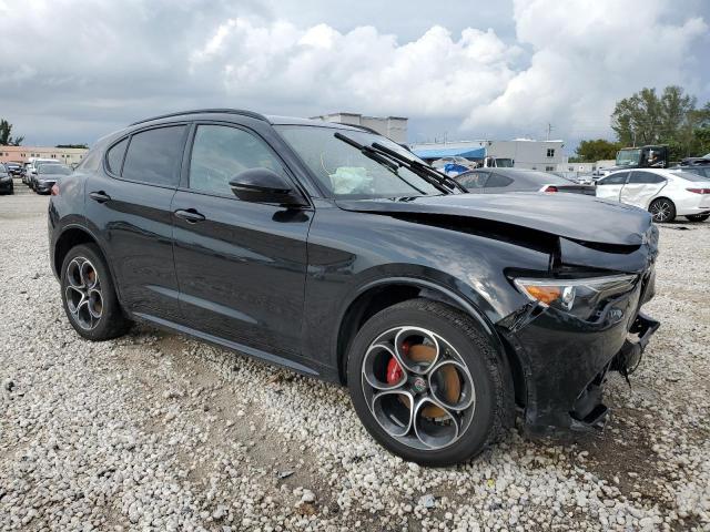 ZASPAKBN9M7D13987 - 2021 ALFA ROMEO STELVIO TI BLACK photo 4
