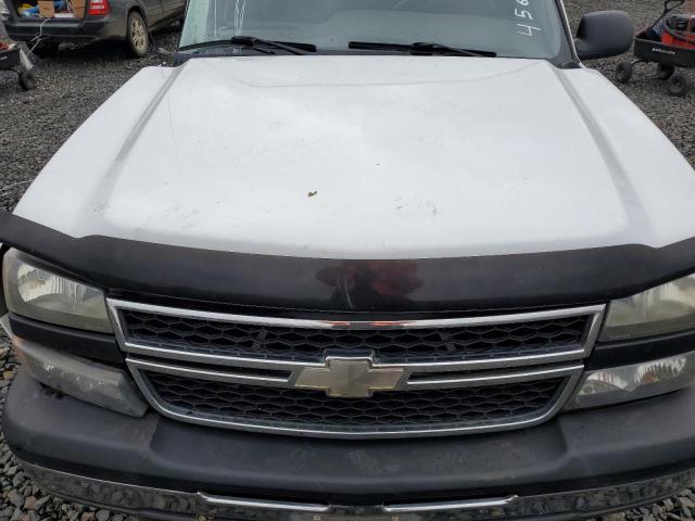 3GCEC14X27G180369 - 2007 CHEVROLET SILVERADO C1500 CLASSIC WHITE photo 11