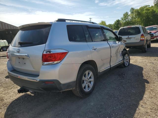 5TDZK3EH5BS039149 - 2011 TOYOTA HIGHLANDER BASE SILVER photo 3