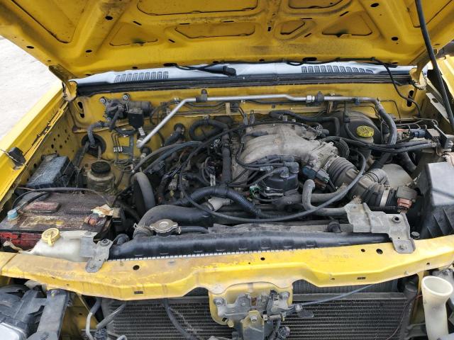 1N6ED26Y61C314316 - 2001 NISSAN FRONTIER KING CAB XE YELLOW photo 11