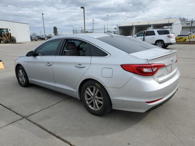 5NPE24AF9HH476045 - 2017 HYUNDAI SONATA SE SILVER photo 2