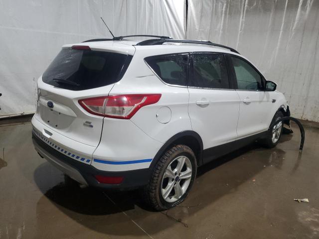 1FMCU9GX8GUC03967 - 2016 FORD ESCAPE SE WHITE photo 3