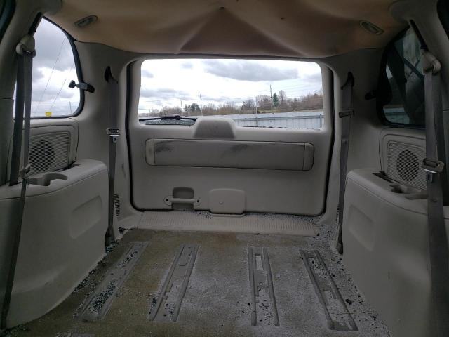 1C4GP45R15B415834 - 2005 CHRYSLER TOWN & COU ბეჟი ფოტო 10