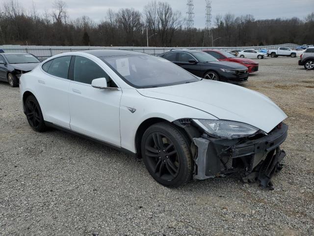 5YJSA1H16EFP64081 - 2014 TESLA MODEL S WHITE photo 4