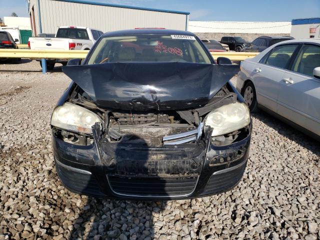 3VWRF71K66M679743 - 2006 VOLKSWAGEN JETTA TDI 2.5 BLACK photo 5