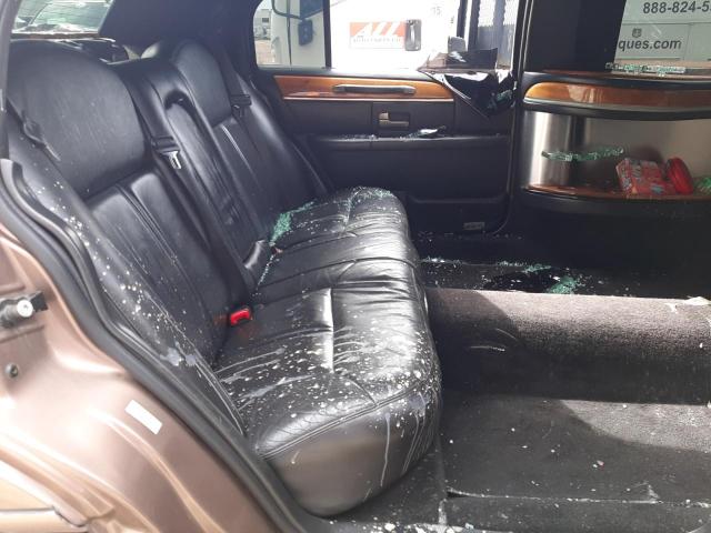 2L1FL8JW9BX752946 - 2011 LINCOLN TOWN CAR EXECUTIVE BROWN photo 10