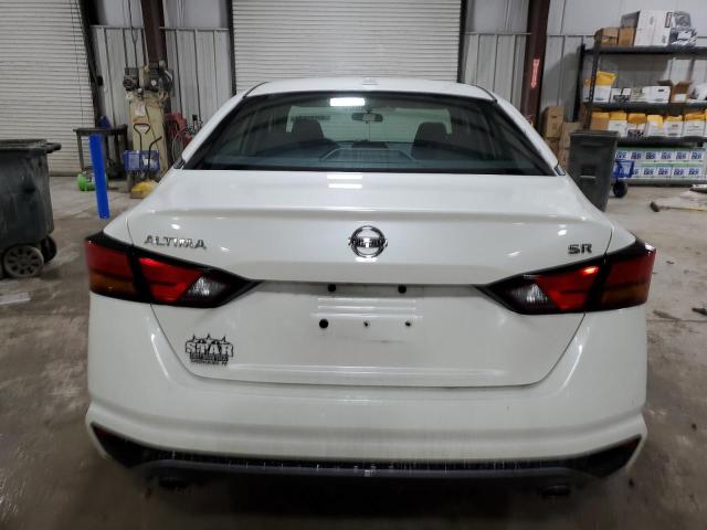 1N4BL4CV7KC208429 - 2019 NISSAN ALTIMA SR WHITE photo 6