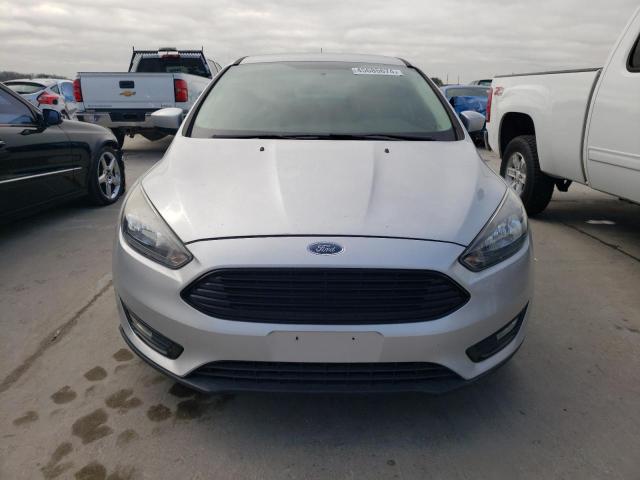 1FADP3FE1JL268904 - 2018 FORD FOCUS SE SILVER photo 5