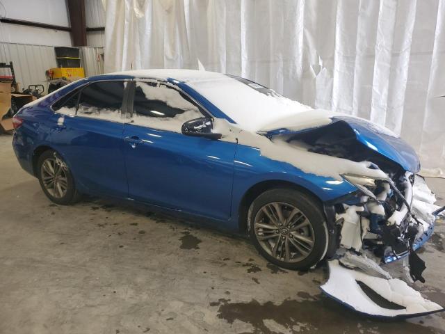 4T1BF1FK6HU724040 - 2017 TOYOTA CAMRY LE 蓝色 照片 4