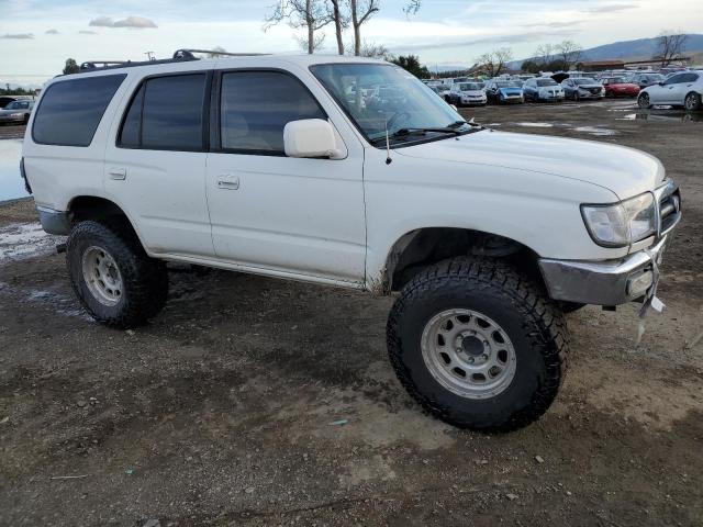 JT3GN86R4V0050495 - 1997 TOYOTA 4RUNNER SR5 WHITE photo 4