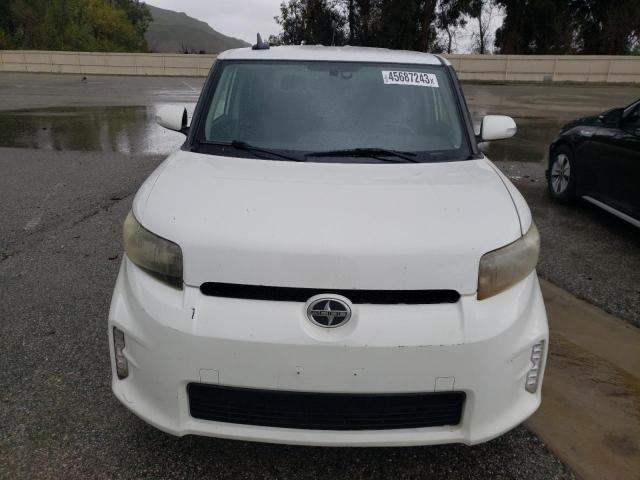 JTLZE4FE1DJ047979 - 2013 TOYOTA SCION XB WHITE photo 5