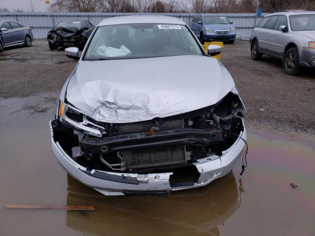 3VW1K7AJ1FM220717 - 2015 VOLKSWAGEN JETTA BASE 银色 照片 5