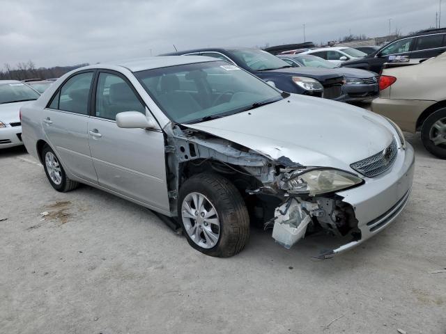 4T1BF32K74U076543 - 2004 TOYOTA CAMRY LE SILVER photo 4