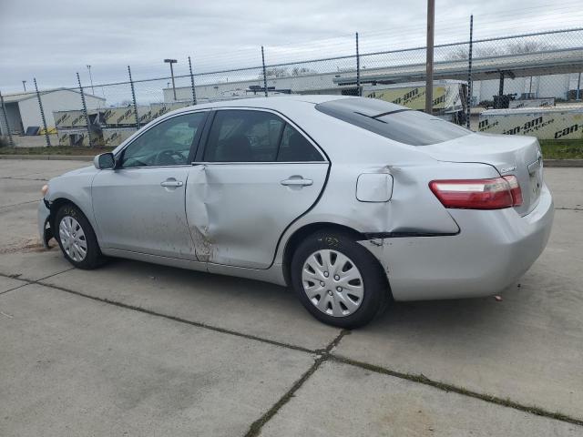 4T1BE46K17U504789 - 2007 TOYOTA CAMRY CE SILVER photo 2