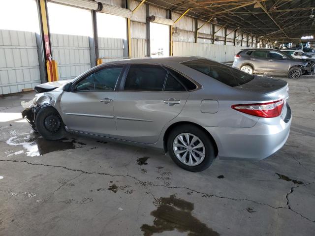 4T1BF1FK4HU365447 - 2017 TOYOTA CAMRY LE SILVER photo 2