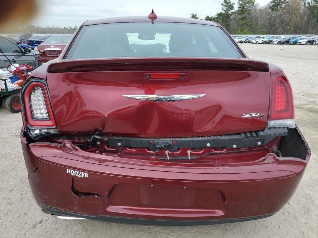 2C3CCABT2LH234596 - 2020 CHRYSLER 300 S RED photo 6