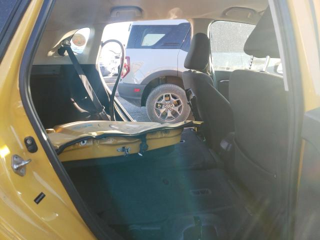 3HGGK5H43JM726934 - 2018 HONDA FIT LX YELLOW photo 10