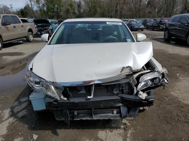 4T1BK3DB0BU437486 - 2011 TOYOTA AVALON BASE 白色 照片 5